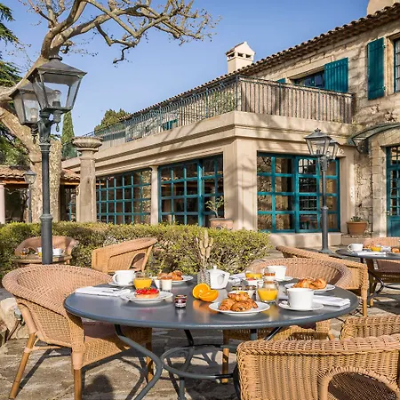 Najeti La Magnaneraie Hotel Villeneuve-lès-Avignon