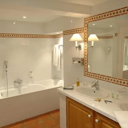 Najeti La Magnaneraie Hotel Villeneuve-lès-Avignon